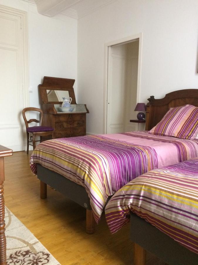 Le Logis Du Plessis Bed and Breakfast Chaniers Eksteriør billede
