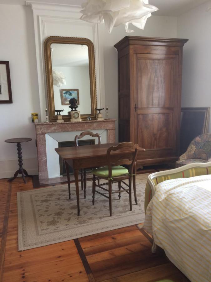 Le Logis Du Plessis Bed and Breakfast Chaniers Eksteriør billede